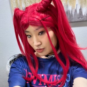 Jeannie Elise Mai Instagram - new era lfg 🗡️✨ our first live video mix link in bio @thatb.wav 🧞‍♀️🎧🎶 DnB vs Pop songs 💖 get litttyyyy wit me ⛽️❤️‍🔥