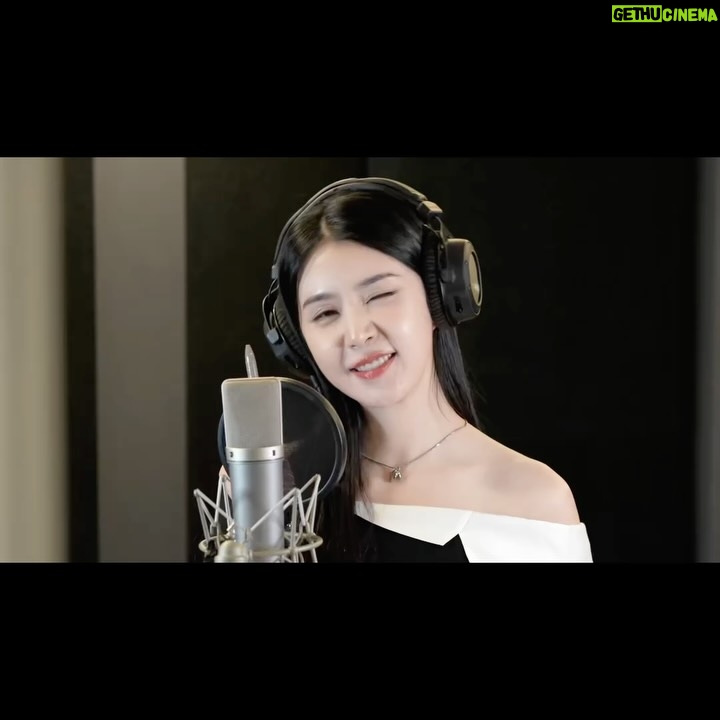 Jei - 2.6K Likes - VISTA 2025 #FIESTAR

2012년 피에스타의 데뷔곡 비스타!
정말 소중하게 작업했습니다.
즐겁게 행복하게 많이 들어주세요💚

2025년인 지금도 
피에스타로 함께 할 수 있어서 참 감사해요.
앞으로 어디서든 무얼하든 우리는 하나일거야
#피에스타 #차오루 #린지 #혜미 #예지 #재이

Apple Music : https://shorturl.at/XDUqV
Youtube Music : https://shorturl.at/JVmMM
Spotify : https://shorturl.at/0rPTW
Bugs : https://shorturl.at/WdXYR
Melon : https://shorturl.at/Atr6p
Genie :  https://tinyurl.com/5e6zsywt