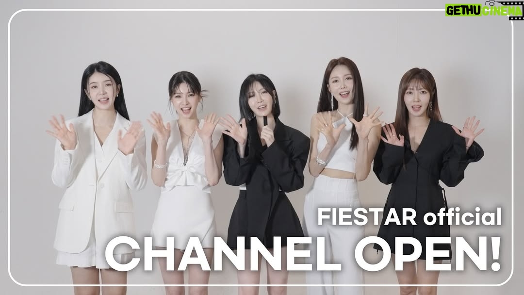 Jei - 3.5K Likes - 피에스타 공식 유튜브 OPEN!

📢 드.디.어. 피에스타 유튜브 채널 오픈 🎉 
처음으로 전하는 인사, 지금 영상으로 만나보세요🎤
앞으로 무대 위 모습부터 소소한 일상까지,
피에스타의 다양한 모습 가득 보여드릴게요✨
⠀
많은 관심과 구독 부탁드려요🧡

📺 https://youtu.be/R-yA9aQbFu8
⠀
#피에스타 #FIESTAR #재이 #린지 #예지 #혜미 #차오루 #FIESTARIsBack