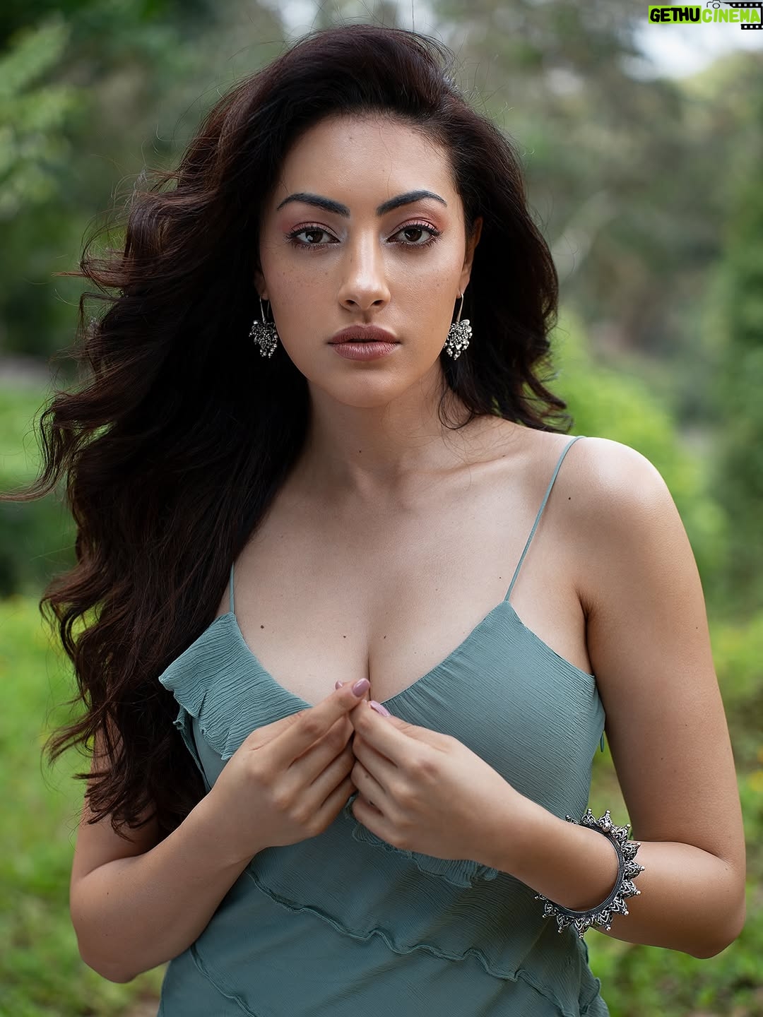 Jeniffer Piccinato - 9.2K Likes - lostfiles.png/jpeg
.
.
.
Dream team 
photo @nataliaarantseva
 mua @senyamua
 accessories @amrapalijewels