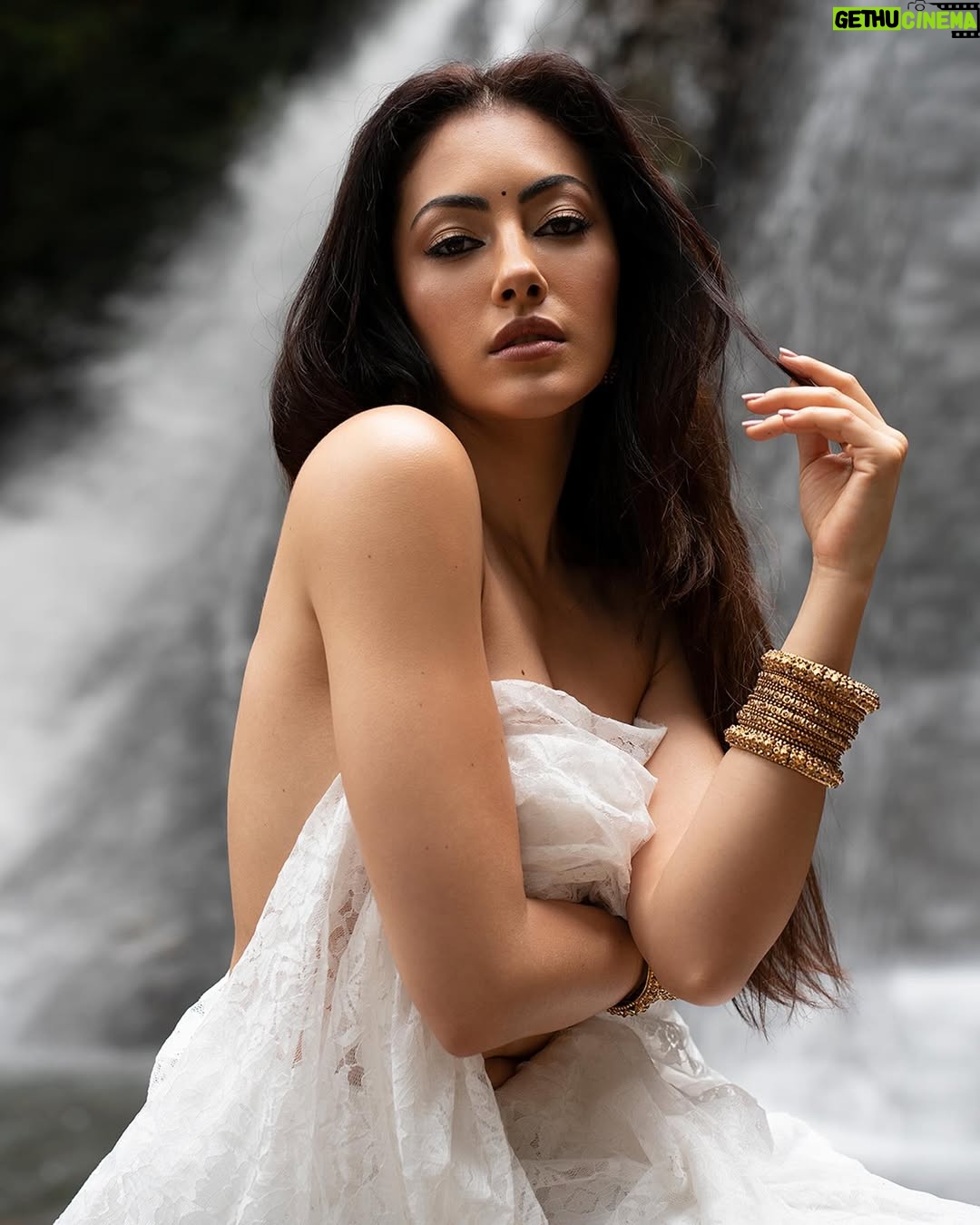 Jeniffer Piccinato - 21.3K Likes - Angel energy
🦋
.
.
.
Photo @nataliaarantseva mua @senyamua