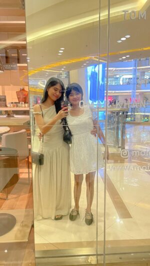 Jennifer Rachel Natasya Instagram - 2025

This year wasn’t easy, but it showed me how faithful God truly is.
Through the highs and the lows, He is Imannuel, He’s always be there — strengthening, providing, and carrying us when we felt weak.

Watching my sister heal reminded me that nothing is ever beyond God’s power 🤍

“This is impossible for human beings, but for God everything is possible.”
Matthew 19:26

it’s not easy but i wanna end it with a grateful heart 🤍
Walaupun dar der dor but forever grateful for the journey God gave me this year 🥵