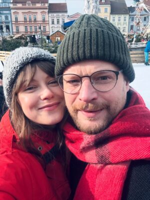 Jenovéfa Boková Instagram - ZIMA ❄️ 

Zklidnění, ale taky někdy šedo. Člověk se musí zase naučit zpomalit a nevyčítat si to 🙏🏻