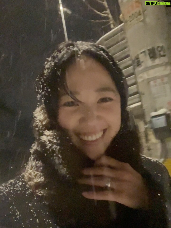 Jeon Hye-jin - 2.8K Likes - 사랑하는 모든 사람들 행복하고 건강했으면 좋겠어요(나포함)