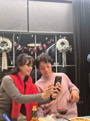 Jeon Hye-jin Instagram - Merry christmassss🎄💋