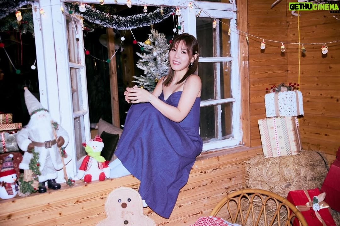 Jess Lee - 11.8K Likes - 🎄🎄🎄🌲🌲🌲
Merry Christmas！