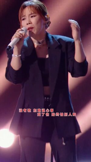 Jess Lee Instagram - .
是不是你回憶中的《男人ktv》呢？
唱著一首男人歌，撫慰者你們的心❤️
.
#聲生不息華流季