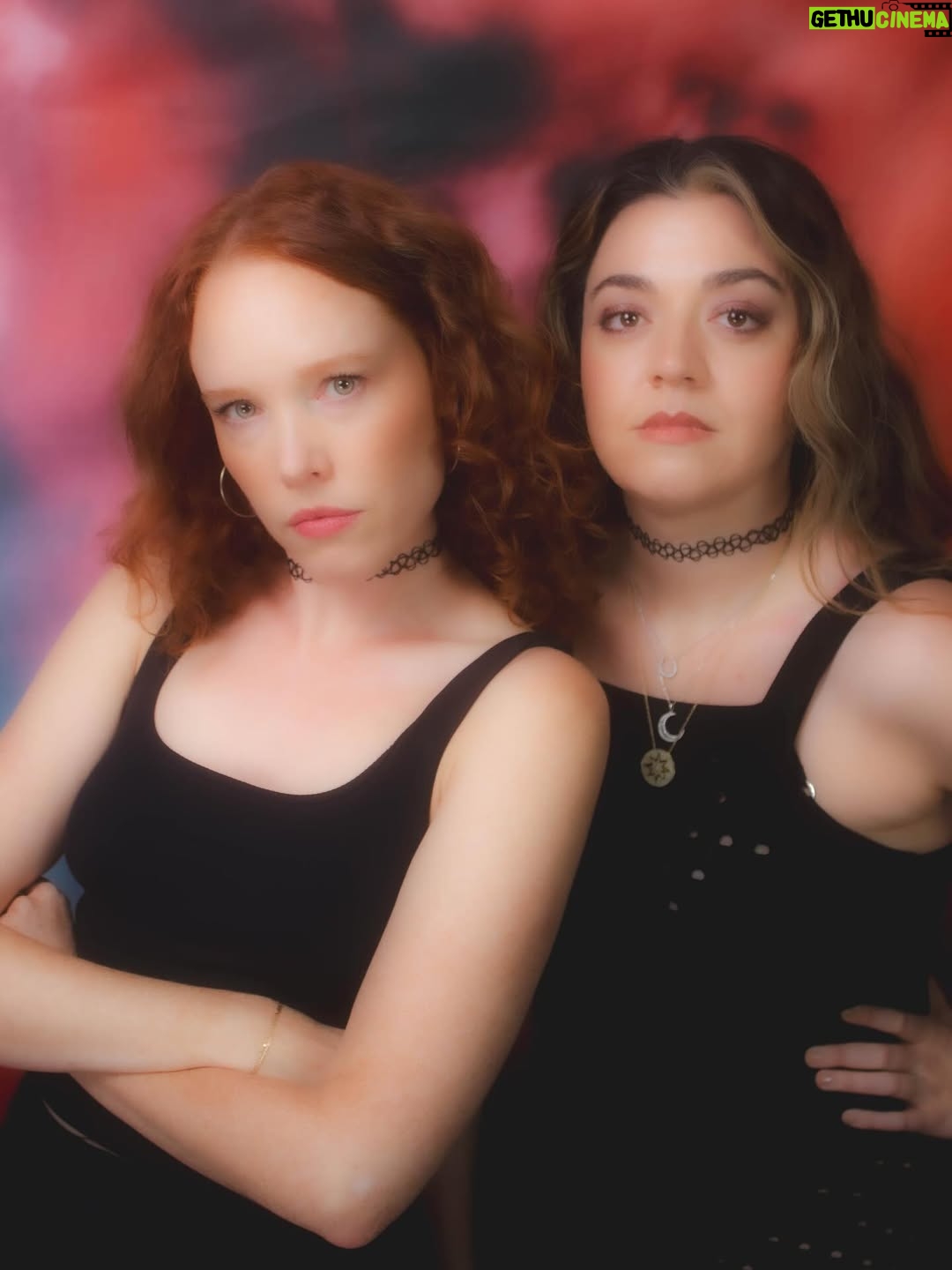 Jessica Keenan Wynn - 9.2K Likes - The leads in your fave 90s horror flick 🍿 

#glamourpussphoto #glam #photography #90sfashion #y2kfashion #2000snostalgia #1990sfashion #mallglamourshots #heathers #beautiful #meangirls #mammamia #luxrosaporvida #90s #photographer #lightroom #canva #howvery #smallbusiness #glamourshots #broadway #jessicakeenanwynn #barrettwilbertweed
