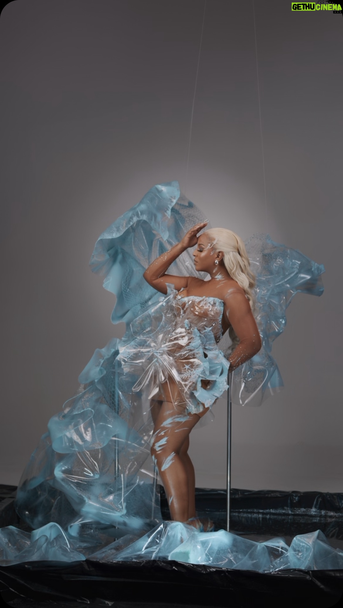 Jessica Nkosi - 119.5K Likes - #RideTheWave

THE WAVE 🌊 💙🩵

#HDJ2024 
#HDJRideTheWave
#HollywoodbetsDurbanJuly 
#HDJ

Dress: @scholtzruberto 
Makeup: @suomabeauty 
Photographer: @dipphotos
Hair: @fluffys_artistry 
Nails: @seroafrica
Wig: @thesanhd 
Cinematography: @_specturm_media__
Studio: @prohire.cc