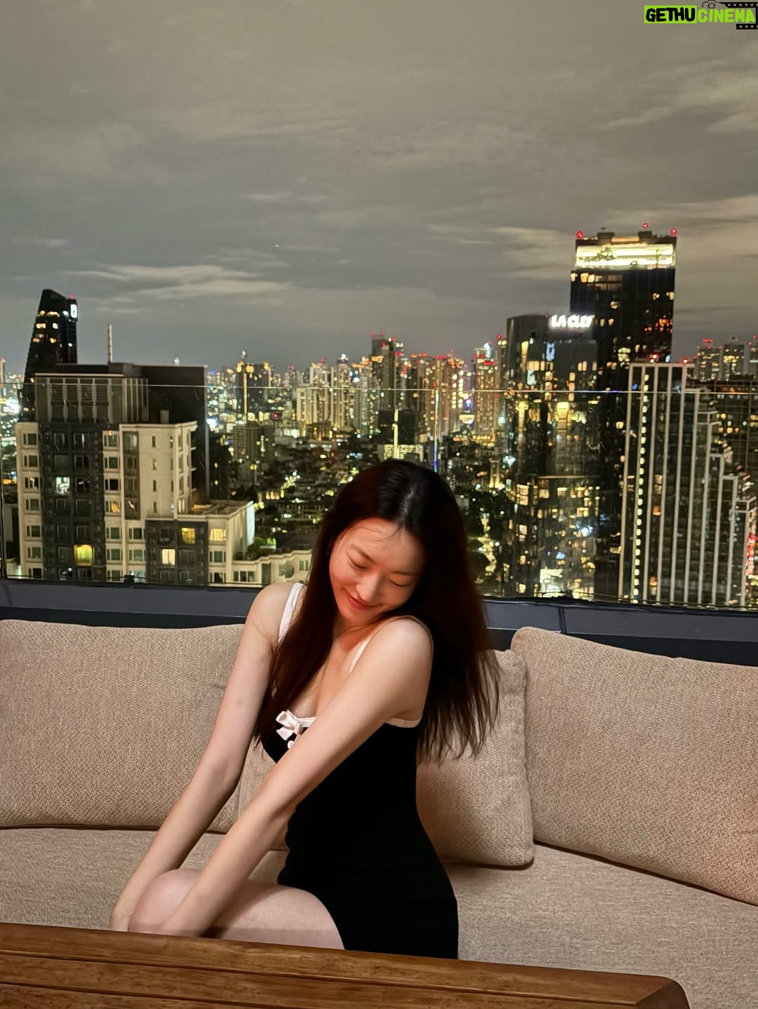 Ji Su-yeon - 2.3K Likes - 🖤안뇽