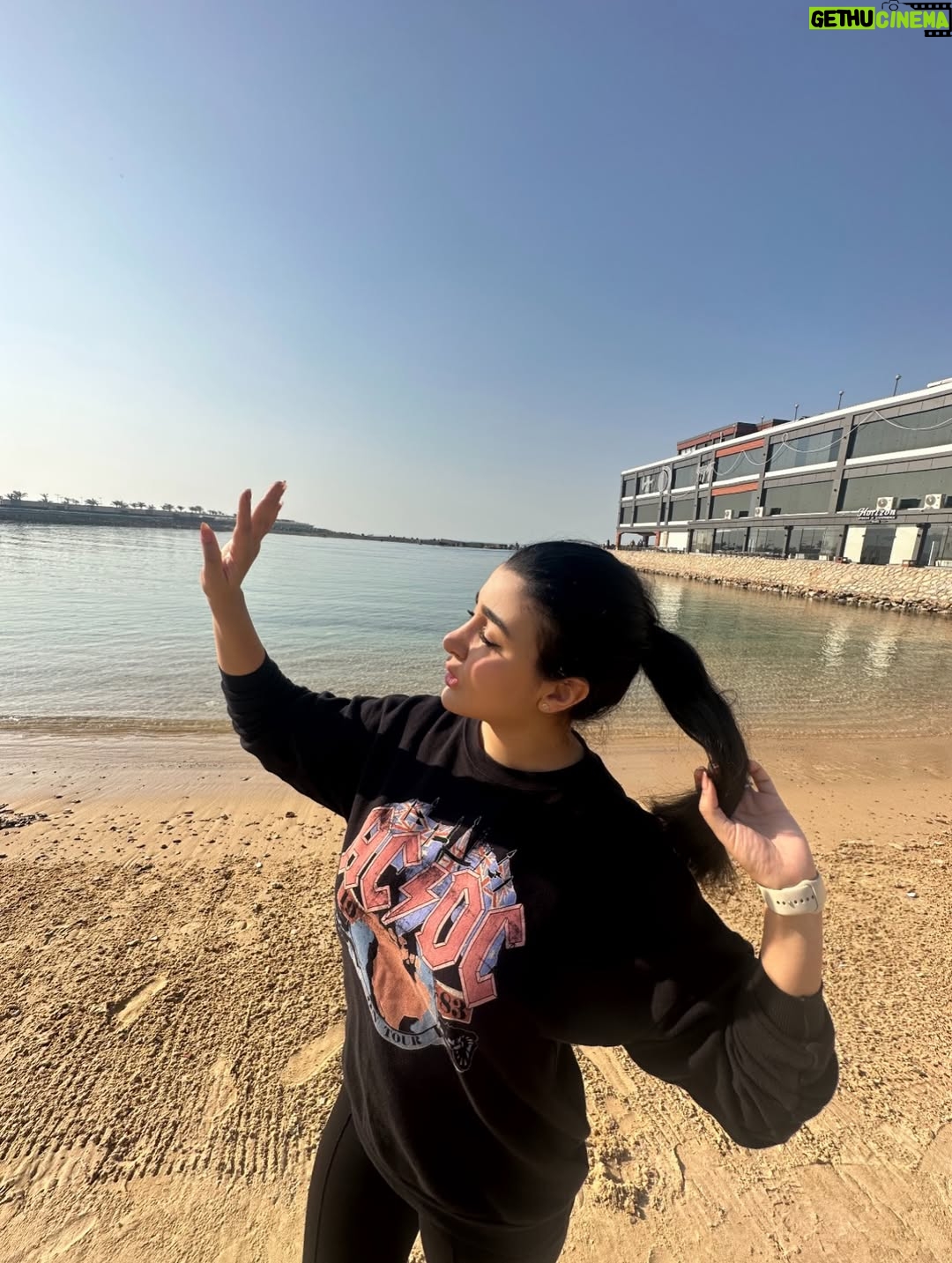 Jihane Khalil - 9.5K Likes - @xusanstefanohotel