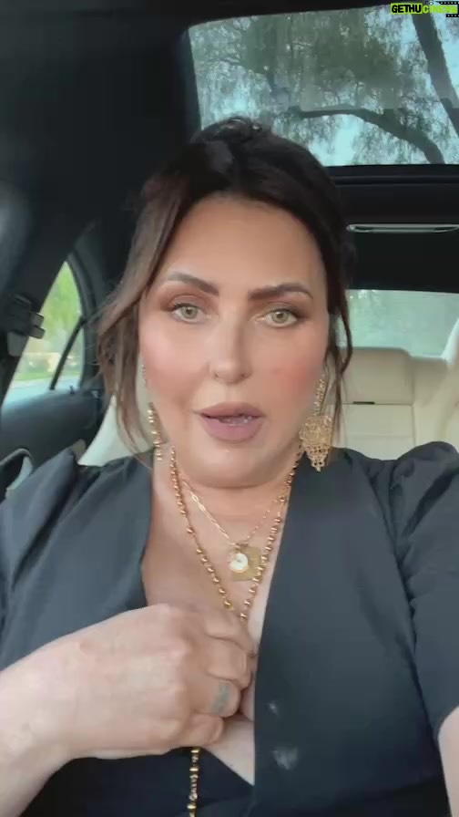 Jillian Warry Barberie - 3K Likes - Waiting on my girl @heatherlocklear so we can do our first live podcast in 2026 with @mel.one call us 515-800-3933 7-9 pm