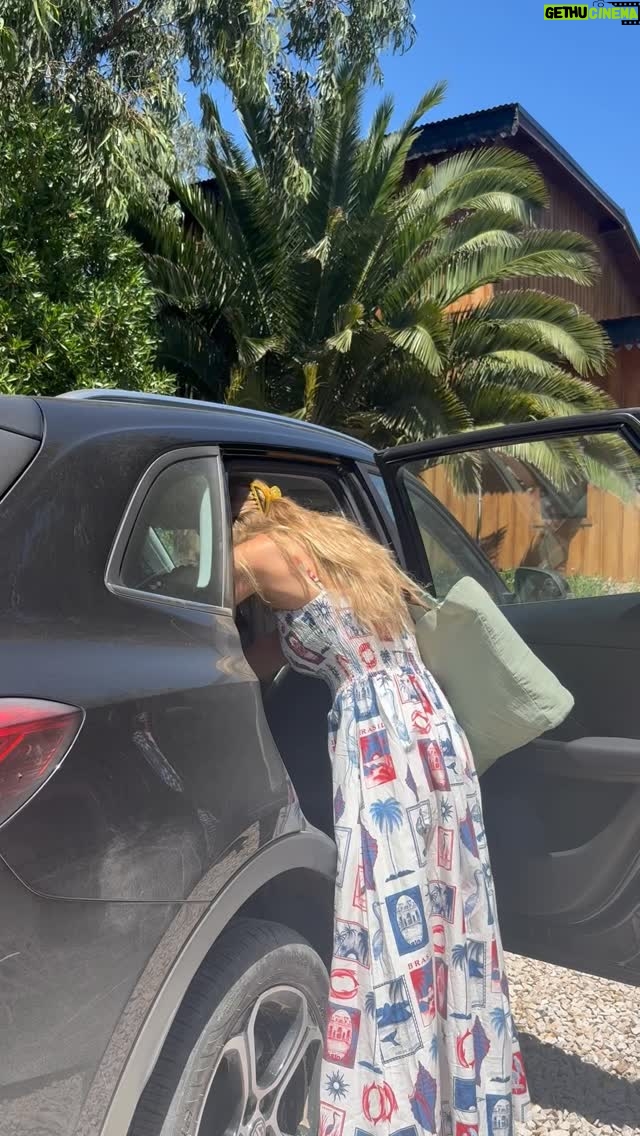 Jimena Barón - 127.1K Likes - HAY MUCHAS NOVEDADES.

Arrancamos con mi nuevo @mgmotorargentina ❤️🚘