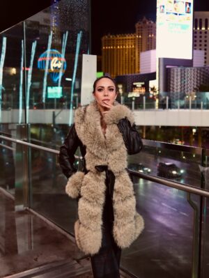 Jimena Sánchez Instagram - A dose of Vegas!
I ♡ you @raiders