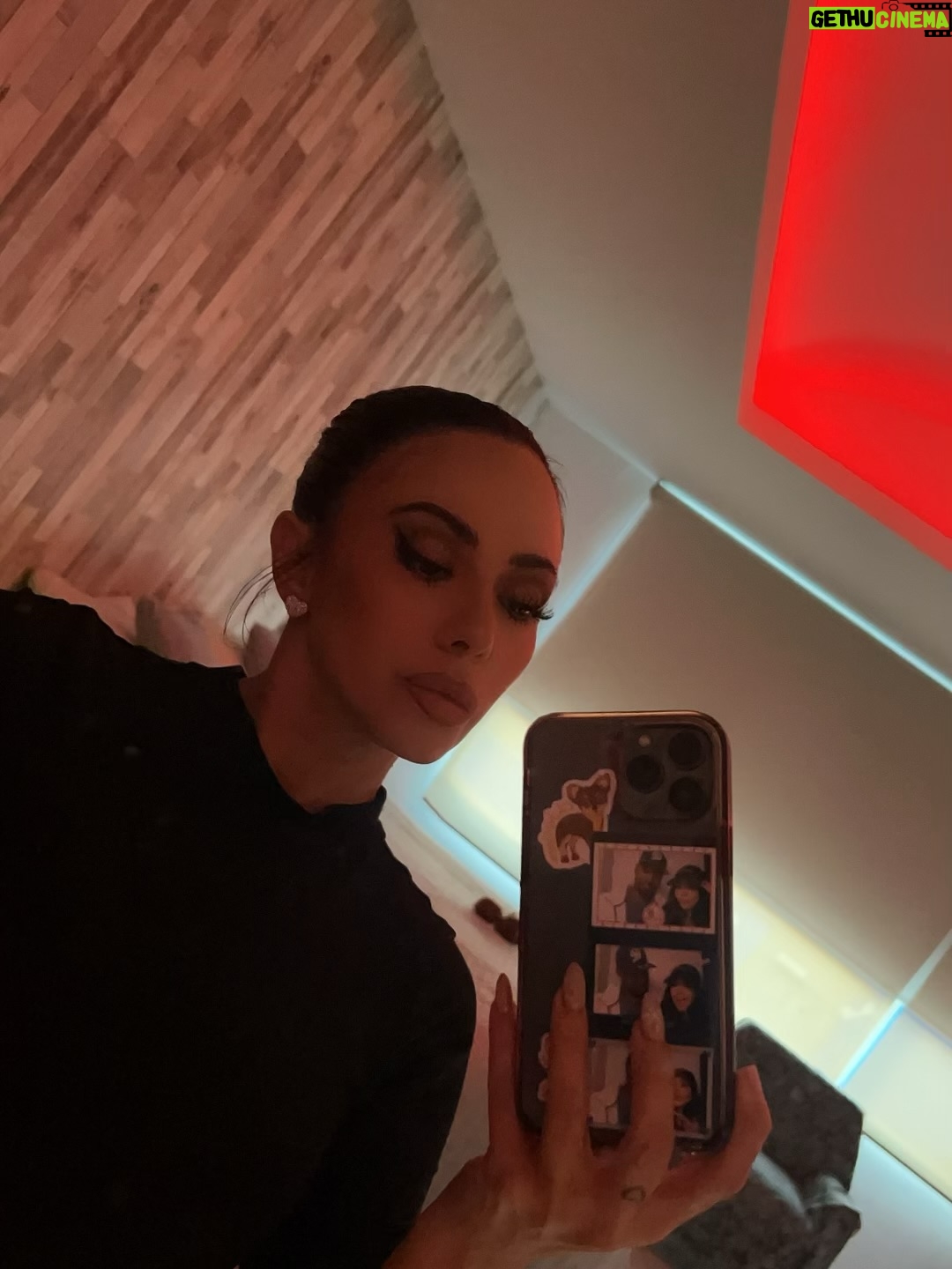 Jimena Sánchez - 3 Likes - Diciembre 🎄