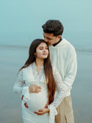 Jiya Khan Instagram - Just say Allahumma barik🤲🏻

This is a beautiful new phase of our life, and our hearts are so full of happiness. What began as a surprise has turned into our greatest blessing, filling us with love and gratitude. Each day feels more special as we imagine what’s ahead. We can’t wait to welcome this little one and step into this new chapter together.🤍
Keep us in your prayers✨

📸✍️- @shaikh_sahil_yf.79