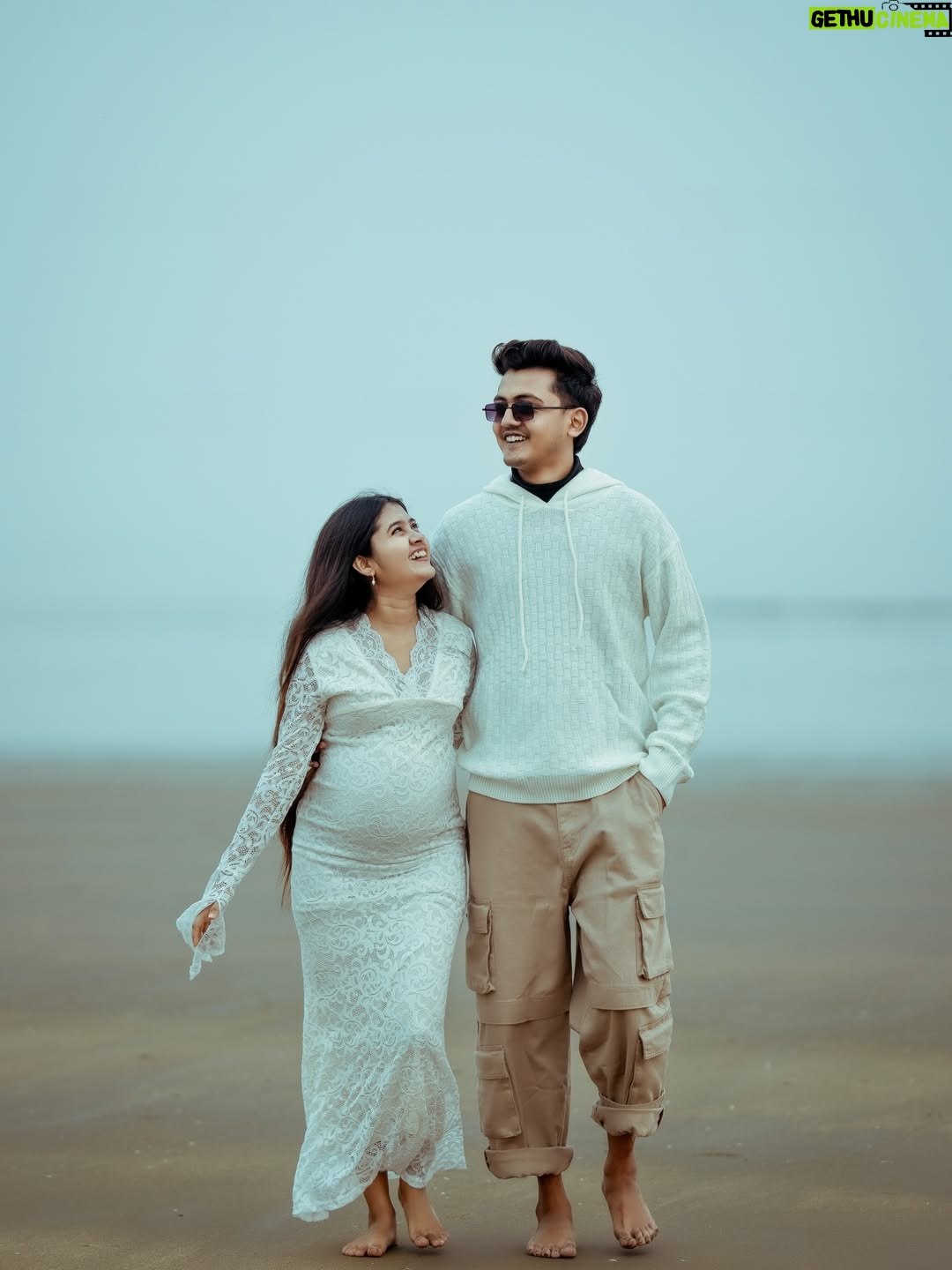 Jiya Khan - 635.9K Likes - Just say Allahumma barik🤲🏻

This is a beautiful new phase of our life, and our hearts are so full of happiness. What began as a surprise has turned into our greatest blessing, filling us with love and gratitude. Each day feels more special as we imagine what’s ahead. We can’t wait to welcome this little one and step into this new chapter together.🤍
Keep us in your prayers✨

📸✍️- @shaikh_sahil_yf.79