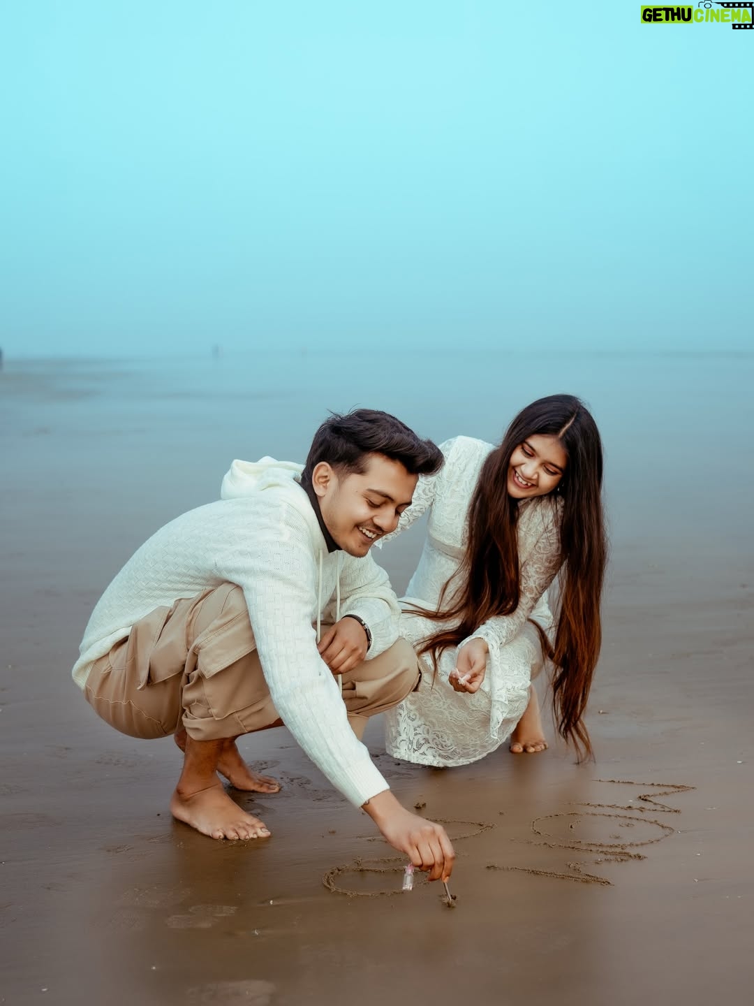 Jiya Khan - 635.9K Likes - Just say Allahumma barik🤲🏻

This is a beautiful new phase of our life, and our hearts are so full of happiness. What began as a surprise has turned into our greatest blessing, filling us with love and gratitude. Each day feels more special as we imagine what’s ahead. We can’t wait to welcome this little one and step into this new chapter together.🤍
Keep us in your prayers✨

📸✍️- @shaikh_sahil_yf.79