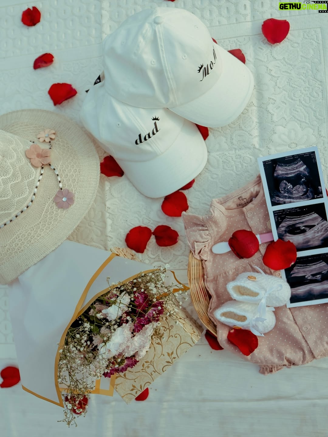 Jiya Khan - 635.9K Likes - Just say Allahumma barik🤲🏻

This is a beautiful new phase of our life, and our hearts are so full of happiness. What began as a surprise has turned into our greatest blessing, filling us with love and gratitude. Each day feels more special as we imagine what’s ahead. We can’t wait to welcome this little one and step into this new chapter together.🤍
Keep us in your prayers✨

📸✍️- @shaikh_sahil_yf.79