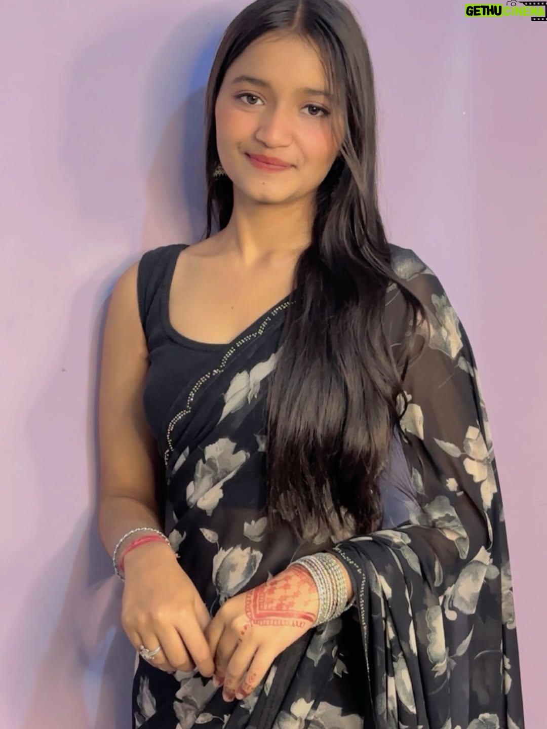 Jiya Rajput - 10.6K Likes - Black saree🖤🫠
@_jiiiyaaa__rajputt @rajputt_jiyaa 
 .
 .
 .
 .
#viralpost❤️ #viral #comment #share #trending #blackee #reelitfeelit❤️❤️ #nonazar🧿 #like #support #instagrow 

Kesi lag rhi hu 💕🫠