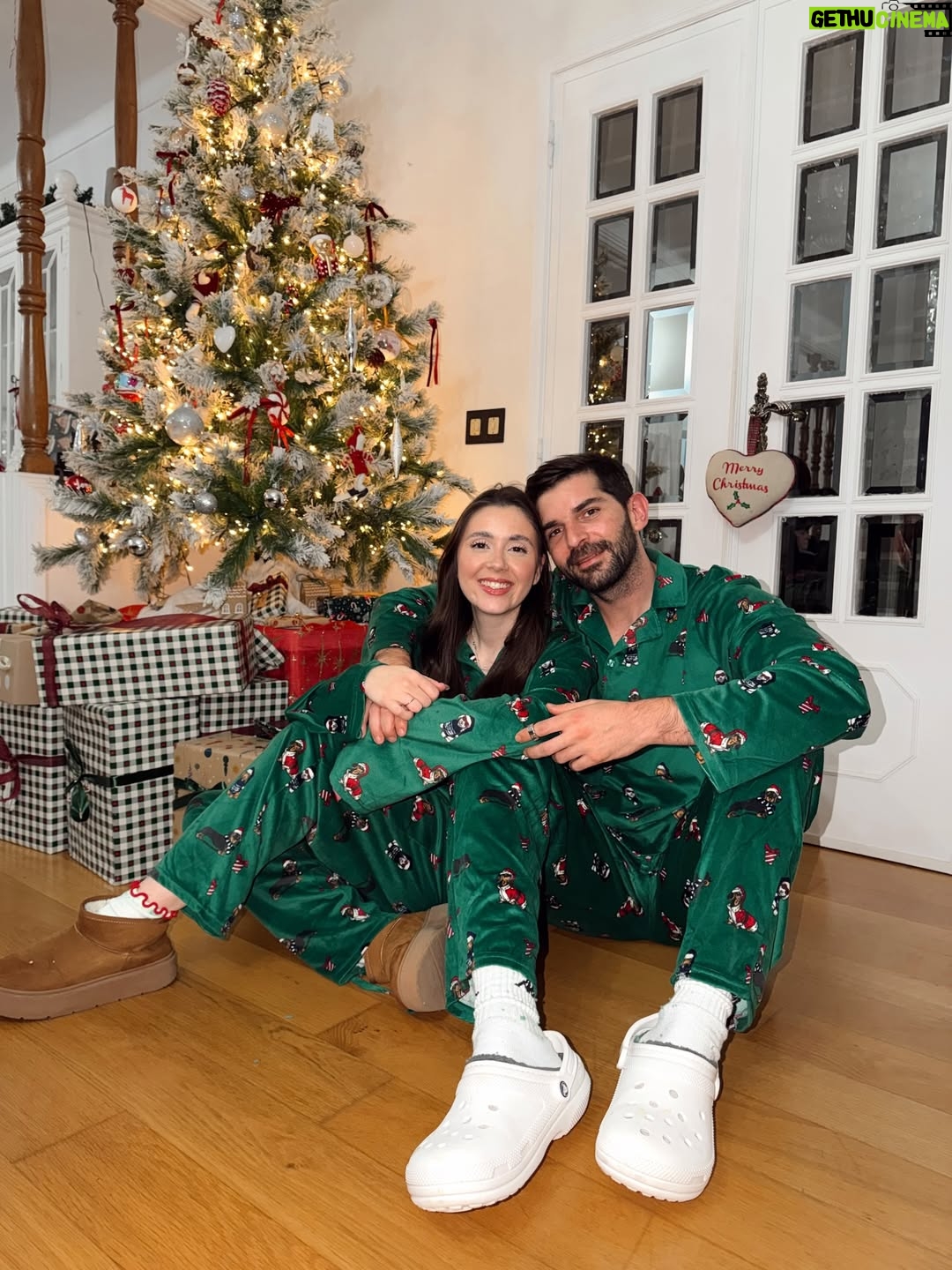 Joana Gentil - 12.2K Likes - Feliz Natal 🎄 Obrigada a todas as pessoas que ao longo deste mês, acompanharam a série de Natal e fizeram parte dela 🫶🏼