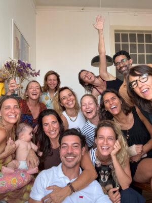 Joana Solnado Instagram - A garota de Ipanema ( @joanasolnadoficial ) veio a Lisboa apresentar a Amora à galera! ❤️