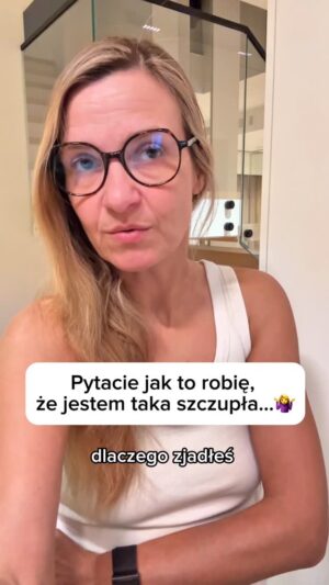 Joanna Koroniewska Instagram - Często pytacie mnie o sposób na szczupłą sylwetkę🤔… Mąż - Czy to nie najlepsza dieta na świecie?! 😂🤫🫣