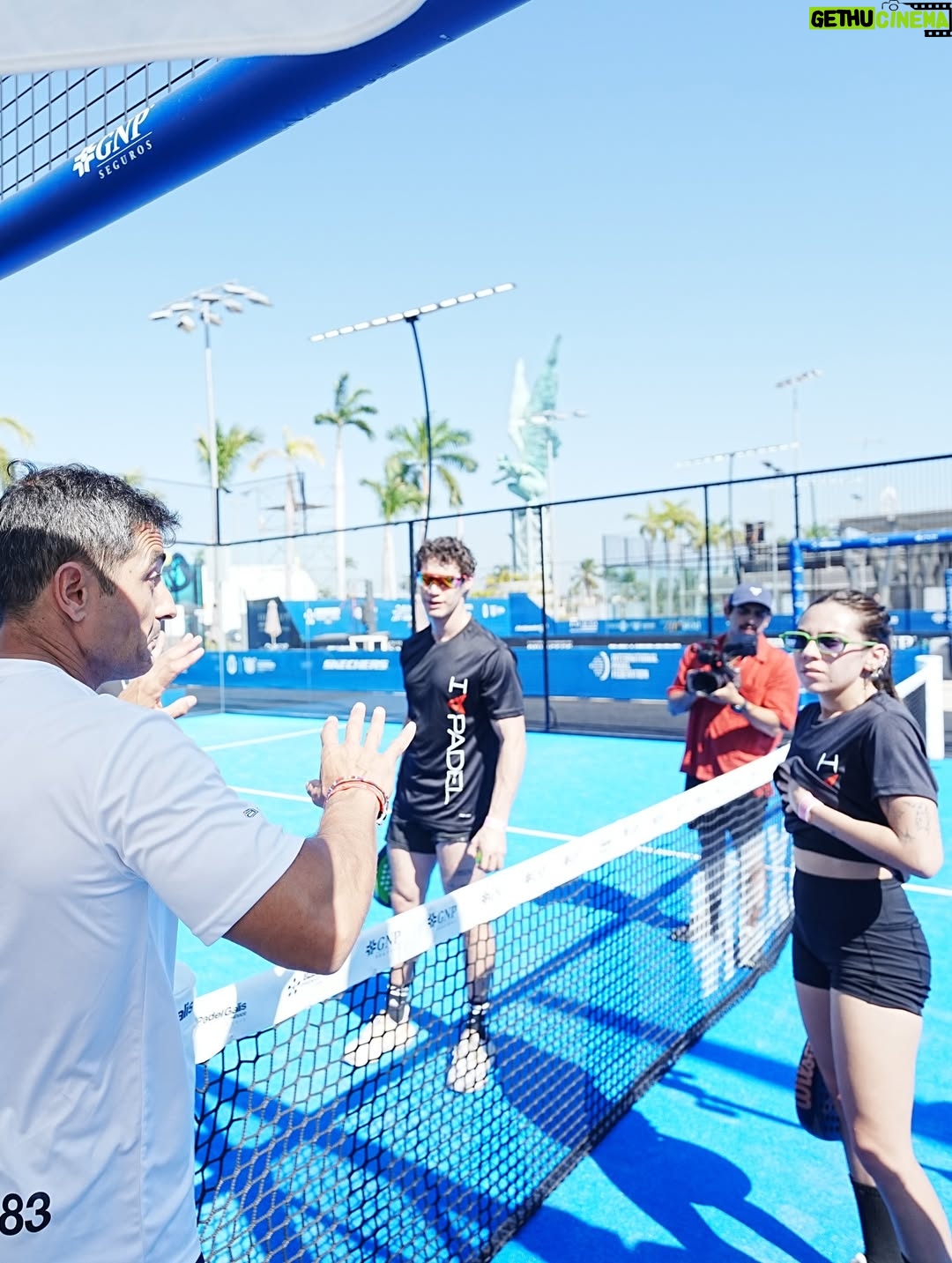 Jocelín Zuckerman - 14.2K Likes - siento que me super merezco me hagan una estampa  coleccionable edición limitada de jugadora profesional 😮‍💨😘🧚🎾