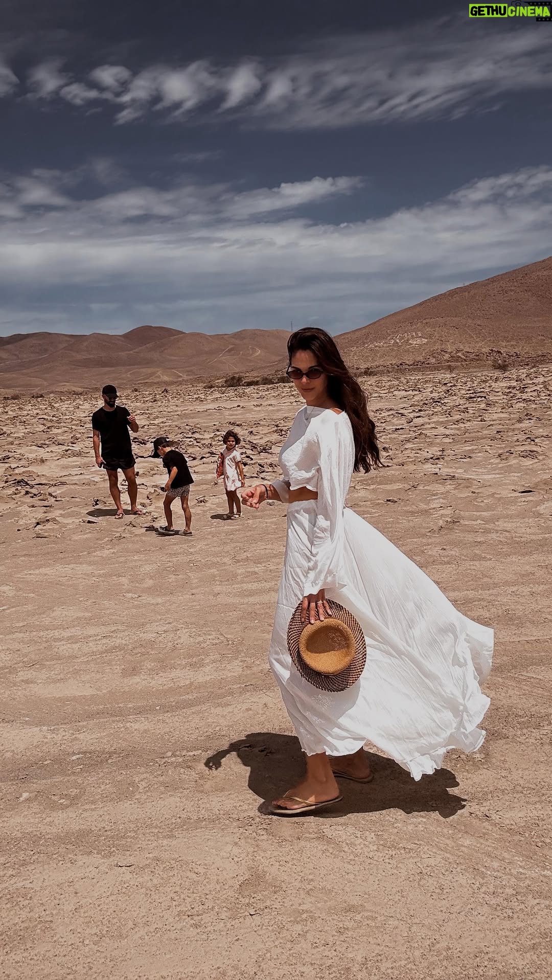 Jocelyn Osorio - 2.2K Likes - Driving trough the driest desert in the world. #atacamadesert #chile