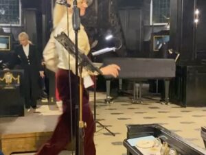 Joely Richardson Instagram - It was so special to do a service with the @orasingers with @suzidigby at @stclementdanesraf . We’ve never done one ‘en famille’ 3 generations together . @daisybevan kept us all in check with her beautiful wisdom and searing integrity . My Wonder Woman cousin Jemma Redgrave lent her mega talent currently on display @the_war_between_the_land_and_ ( Sunday night viewing - @bbcdoctorwho spin off). Vanessa touched the Gods in that way she uniquely has, and I got up to read realising one of my pages was missing . ♥️ #sing