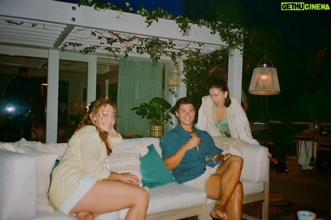 Johnny Sequoyah - 14.9K Likes - (spoilers❗️)
thank you for showing up and screaming with us!!! we had too much fun making this - hope ur havin fun watching🤎🩸💋