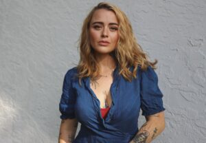 Jordan Hinson Instagram - I’ve worked with a lot of photographers in my day but my husband is my favorite one. Thanks Dave. 🥲❤️