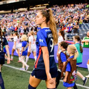 Jordyn Huitema Instagram - Semi Finals of Playoffs here we comeeee😈
