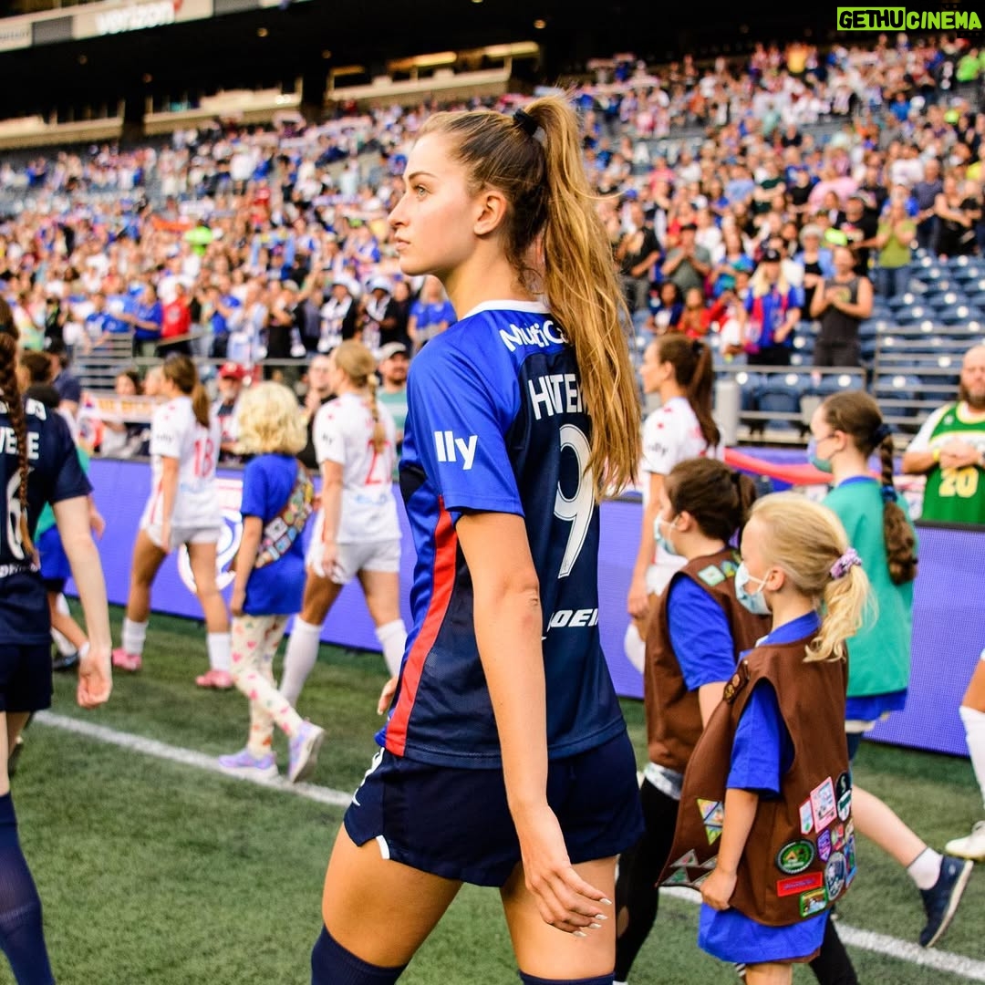 Jordyn Huitema - 266.8K Likes - Semi Finals of Playoffs here we comeeee😈