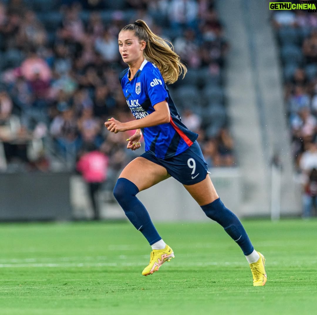Jordyn Huitema - 229.1K Likes - It’s that day again. Let’s go kick some soccer balls 😈