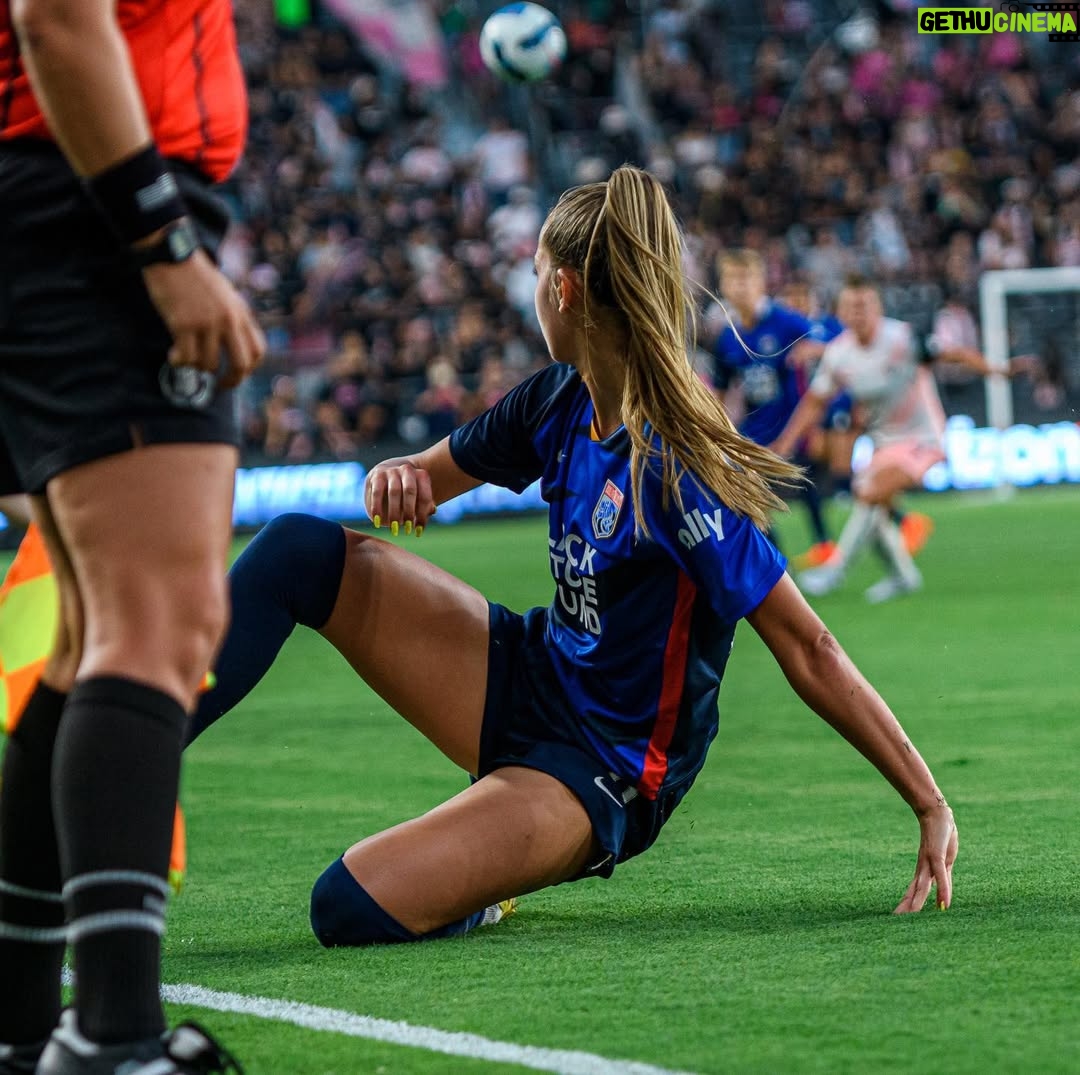 Jordyn Huitema - 229.1K Likes - It’s that day again. Let’s go kick some soccer balls 😈