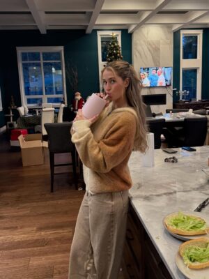 Jordyn Huitema Instagram - Perfect way to end 2025🫶🏼