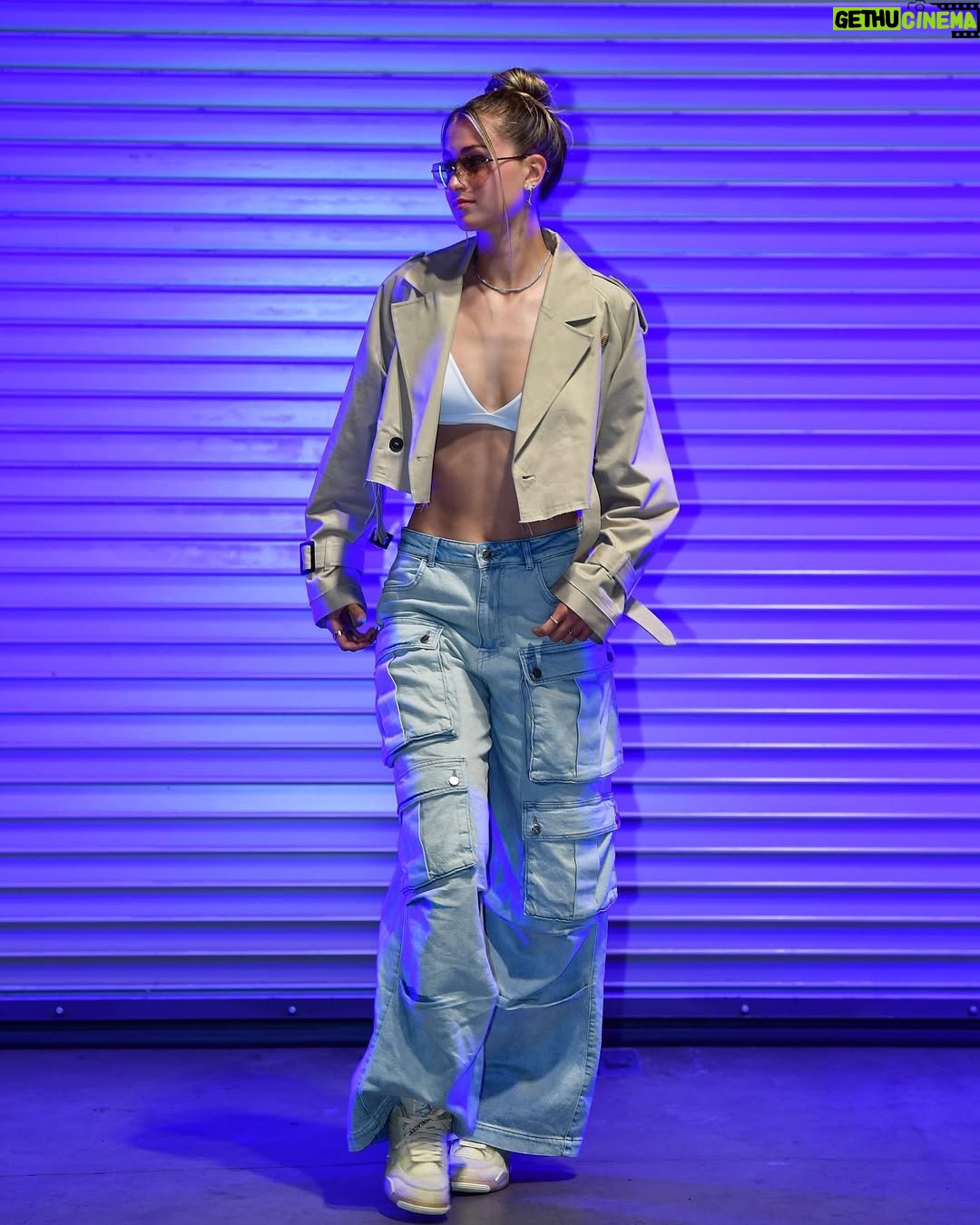 Jordyn Huitema - 114.1K Likes - Please ignore the fact my pants tucked into my shoe😂🫣