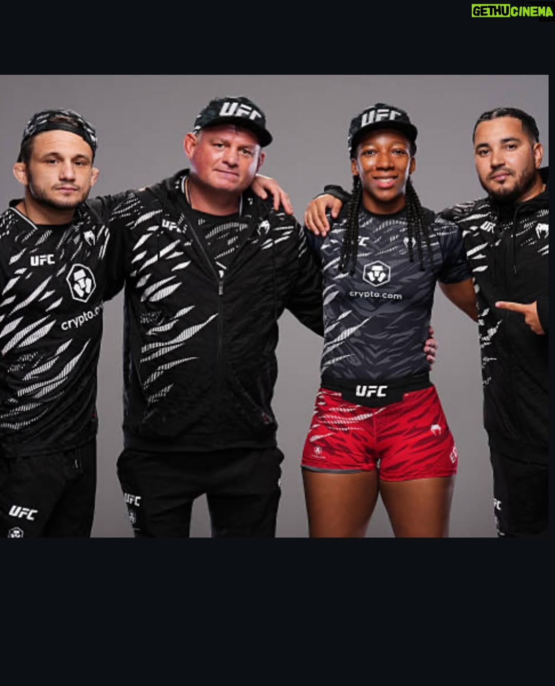 Joselyne Edwards - 7.3K Likes - Grandioso fin de semana. He trabajado duro para momentos como este; nada ni nadie puede retrasar los planes que Dios tiene para ti. 🙏🏾
Gracias a todos por el apoyo y por enviarme siempre sus buenas vibras.

@danawhite @mickmaynard2 @huntercampbell @ufc 
gracias por la oportunidad. Estoy haciendo lo que amo.

¿Quién sigue? 🔥🧘🏾‍♀️🔥
.
.
.
Amazing weekend. I’ve worked hard for moments like this; nothing and no one can delay the plans God has for you. 🙏🏾
Thank you all for the support and for always sending me your good energy.

@danawhite @mickmaynard2 @huntercampbell @ufc thank you for the opportunity. I’m doing what I love.

Who’s next? 🔥🧘🏾‍♀️🔥