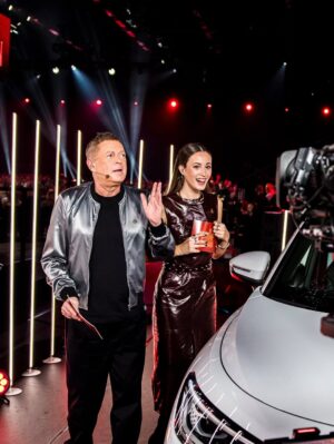 Josephine Chavarria Højbjerg Instagram - 2025 challenged me in ways I never expected, but it taught me a lot about life🤍 
It had its moments, but this year also gave me experiences I’ll never forget - my first Netflix production and my biggest hosting job ever! All of it surrounded by the best people🤍

Thank you so much for all the love and support<33 it truly means everything🤍 Can’t wait for 2026!!