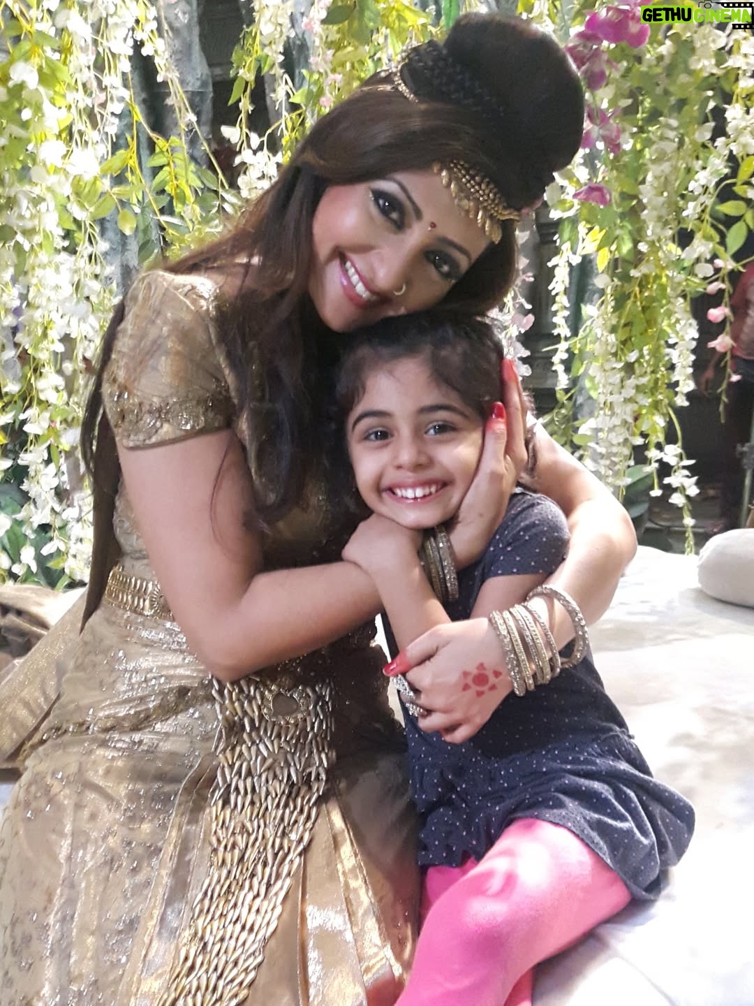 Juhi Parmar - 27.5K Likes - From my little Ginni making her debut on the ramp with me, to me coming back to work with Shani after a short motherhood break, 2016 was a year of change. It was a difficult year personally but looking back I realize better days were ahead, a ‘New Me’ was being built, one that would come out stronger!
 
#2016 #trend #2016trends