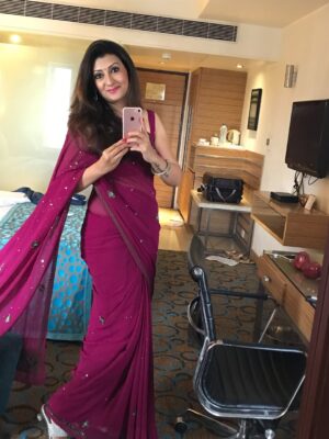 Juhi Parmar Instagram - From my little Ginni making her debut on the ramp with me, to me coming back to work with Shani after a short motherhood break, 2016 was a year of change. It was a difficult year personally but looking back I realize better days were ahead, a ‘New Me’ was being built, one that would come out stronger!
 
#2016 #trend #2016trends