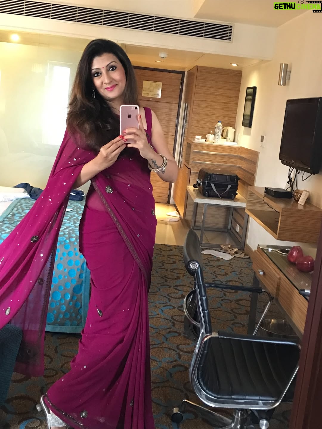 Juhi Parmar - 27.5K Likes - From my little Ginni making her debut on the ramp with me, to me coming back to work with Shani after a short motherhood break, 2016 was a year of change. It was a difficult year personally but looking back I realize better days were ahead, a ‘New Me’ was being built, one that would come out stronger!
 
#2016 #trend #2016trends