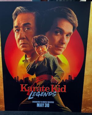 Julia Macchio Instagram - @karatekidmovie premiere was such a blast! Nostalgia, lots of laughs, NYC, so much heart and holy stunts!!! One of my favorite parts of the evening was seeing so many people lined up on the streets of New York wearing their karate gis and cheering/smiling so big. Congrats to everyone involved. Always so proud of you, Dad! Go see it in theaters this Friday!! 🍿🌆🥋🍕🧥❤️ Okay brb, gonna go eat some stuffed crust pizza… 

Fam photo cred - StarPix 📸