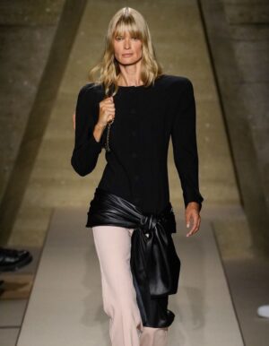 Julia Stegner Instagram - Such an honor to walk for @chloe again! Congratulations @chemena ! What a gorgeous collection! You and your entire team are incredible ✨

Also big love and thanks to
@elodiedavid
@piergiorgio 
@dmcasting 
@helenaballadino 
@yad1m 
@paulhanlonhair 
@yohanbos 
@veroniquerampazzo 
@zzotalents