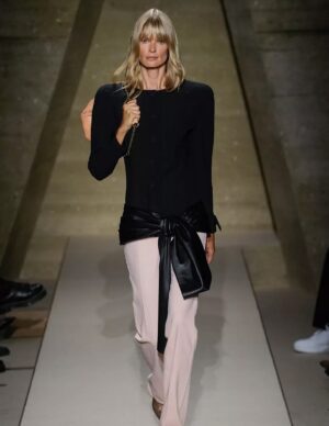 Julia Stegner Instagram - Such an honor to walk for @chloe again! Congratulations @chemena ! What a gorgeous collection! You and your entire team are incredible ✨

Also big love and thanks to
@elodiedavid
@piergiorgio 
@dmcasting 
@helenaballadino 
@yad1m 
@paulhanlonhair 
@yohanbos 
@veroniquerampazzo 
@zzotalents