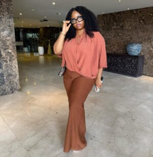 Juliana Olayode Instagram - Involve God in everything you do.

I can’t get over my hair from @beuttelinehair been getting so many compliments, @ahyetteebeauty definitely did a good job braiding it. 🥰🥰

Beauty from God
Glow from God
Hair @beuttelinehair 
Hair installed by @ahyetteebeauty 

#Julianaolayode
#Godfavoritebaby
#Godbabygirlforlife