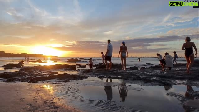 Julie Ringuette - 1K Likes - Une autre belle aventure☀️🕶️ COSTA RICA/ PURA VIDA  Pour les intéressés, on a loué la @villa_allegria_luz  de @emilie_cerretti  et @stephanelarente C’était INCROYABLE!