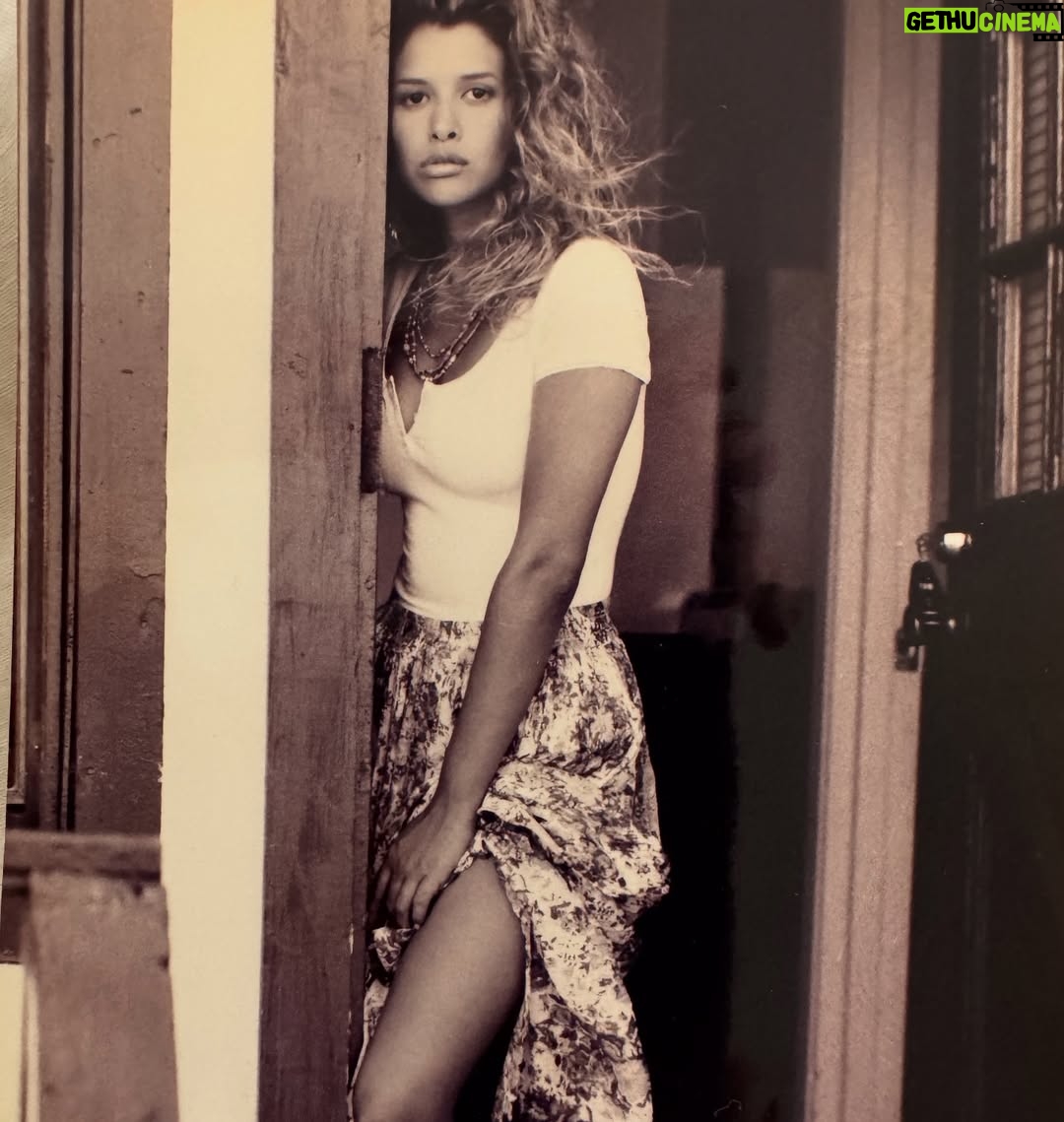 Julieta Ortega - 17.4K Likes - Fotos sacadas por mi amiga Gery y mi hermano Martin entre 1989 y 1992.

Feliz cumpleaños a mí 🍒🎡💌🎂