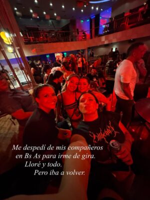 Julieta Ortega Instagram - Recap de un año movido y genial.
Brindo x lo que vendrá 🥂✨